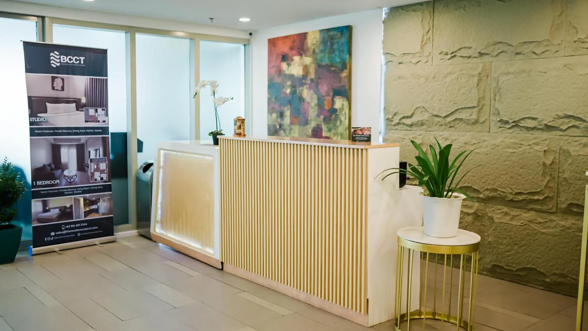 Le Martell 1Br Bgc Condo Unit - Infinity Pool & Gym Access With 360 City View Taguig 0*,  Philippines