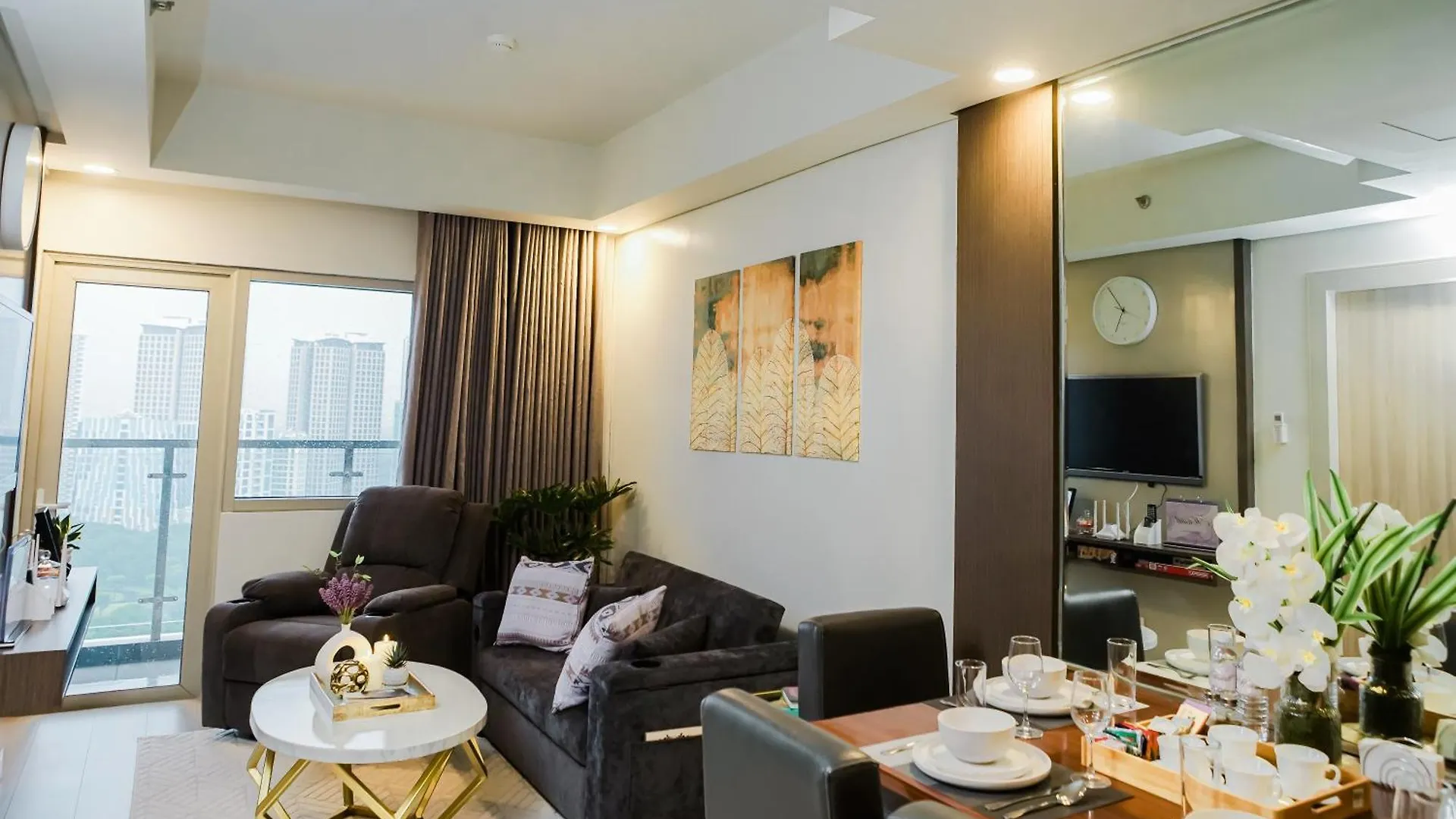 Le Martell 1Br Bgc Condo Unit - Infinity Pool & Gym Access With 360 City View Taguig