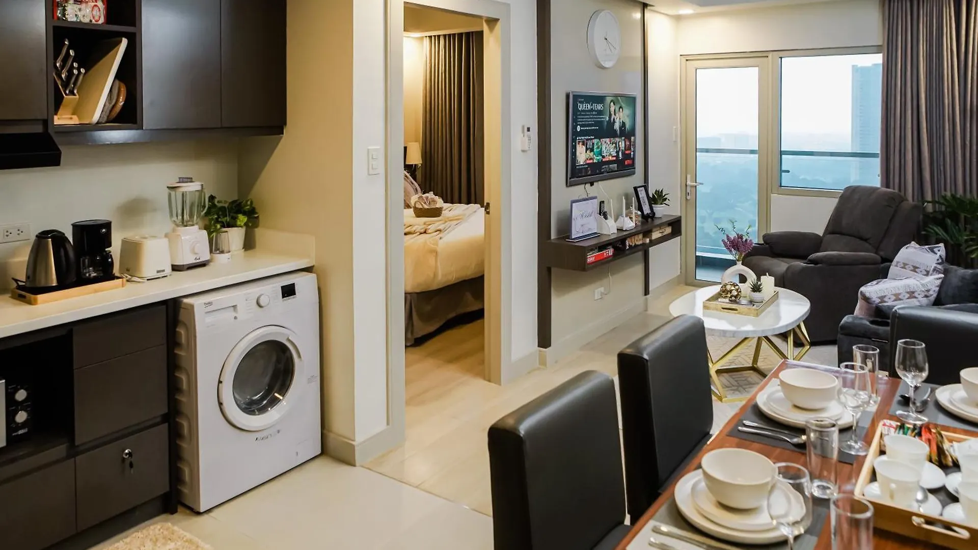 Le Martell 1Br Bgc Condo Unit - Infinity Pool & Gym Access With 360 City View Taguig 0*,  Philippines